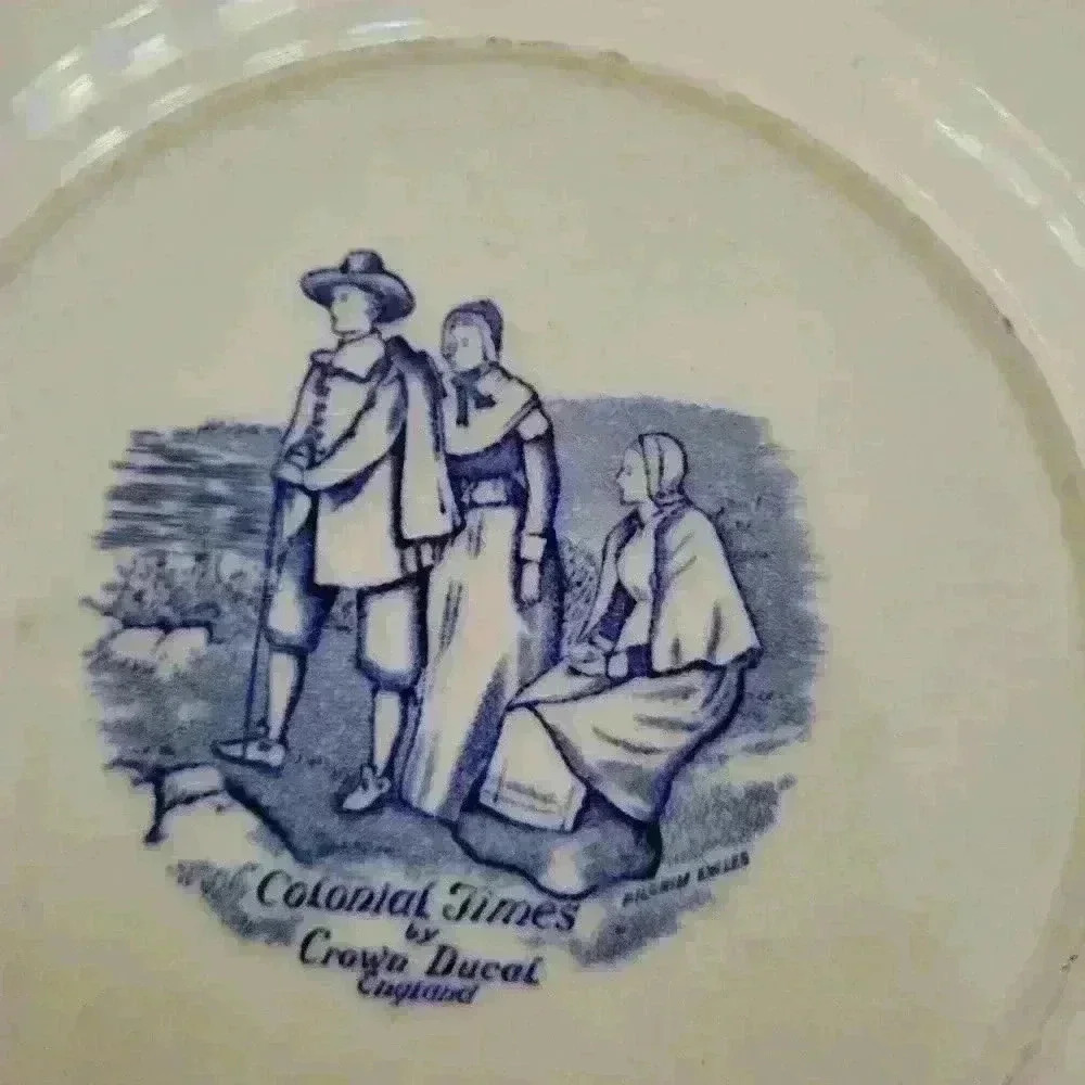 Set of 2-Colonial Blue Luncheon Plates - Picture 3 of 10